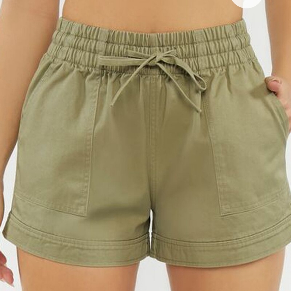 Forever 21  Olive Twill Tie-Waist Drawstring Shorts M